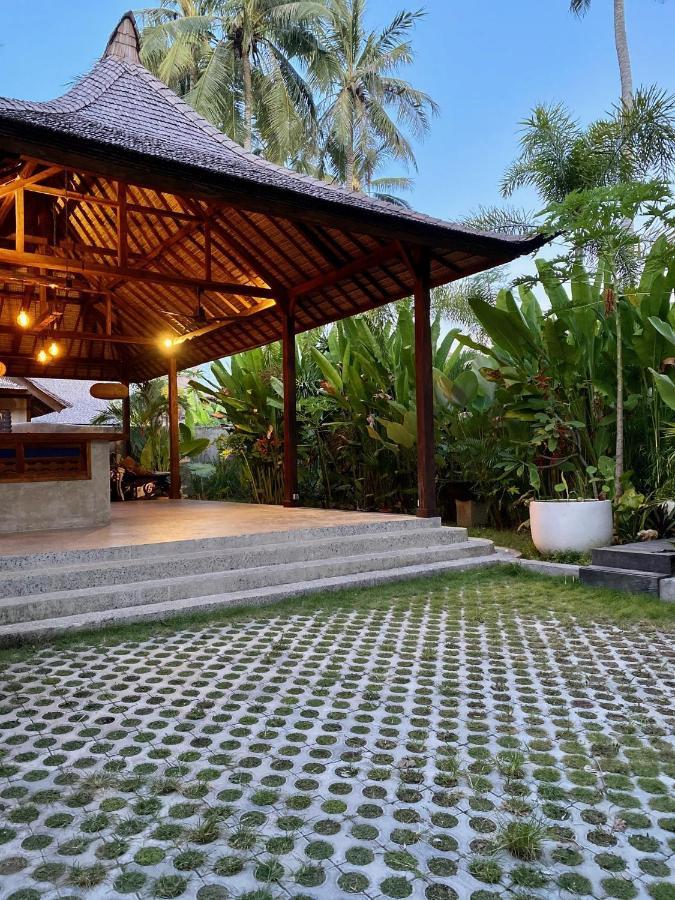 Jati Kuta Lombok Hotel Exterior photo
