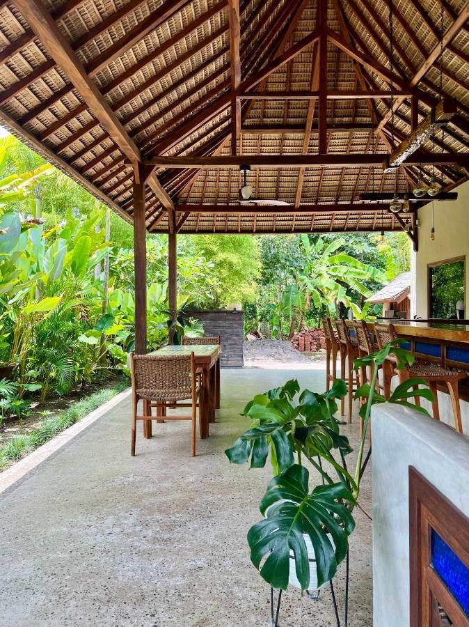 Jati Kuta Lombok Hotel Exterior photo