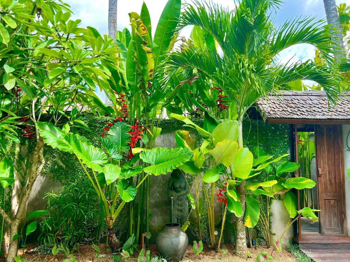 Jati Kuta Lombok Hotel Exterior photo