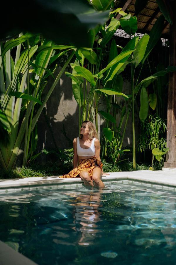 Jati Kuta Lombok Hotel Exterior photo