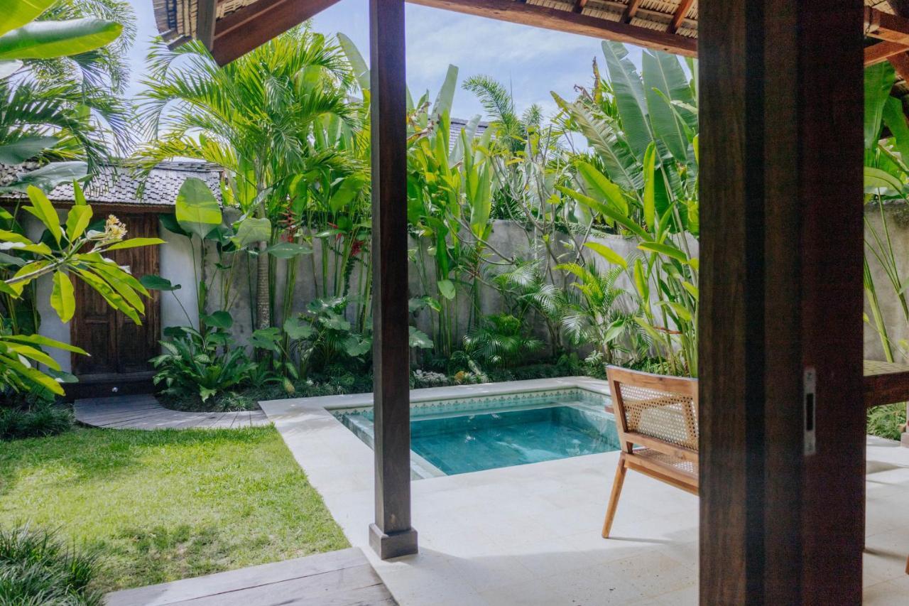 Jati Kuta Lombok Hotel Exterior photo