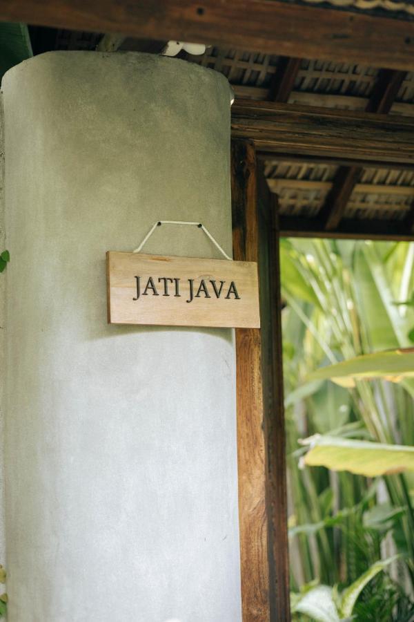 Jati Kuta Lombok Hotel Exterior photo