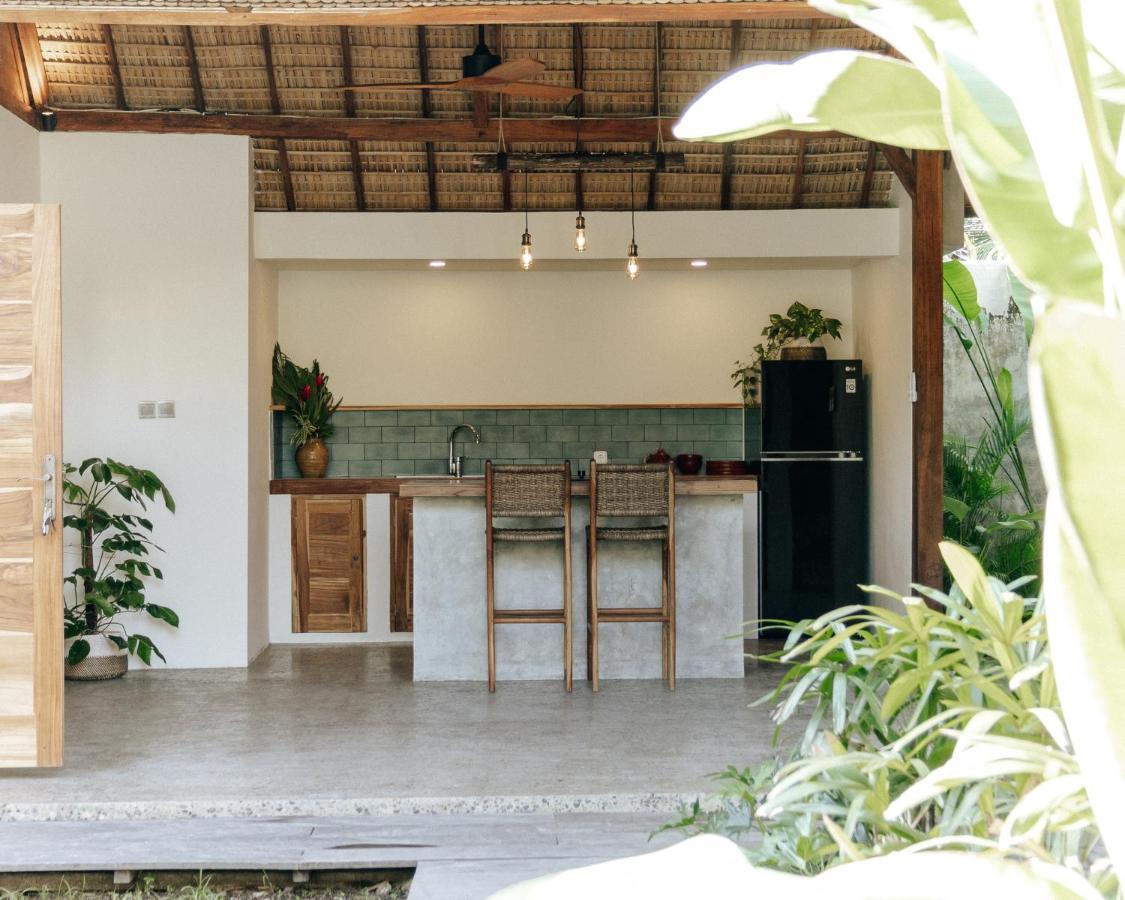 Jati Kuta Lombok Hotel Exterior photo